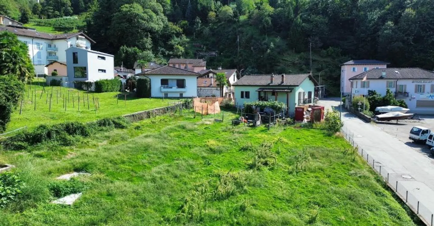 Individual villa under construction soon in Cadenazzo in a new residential complex - Photo 1 of 8