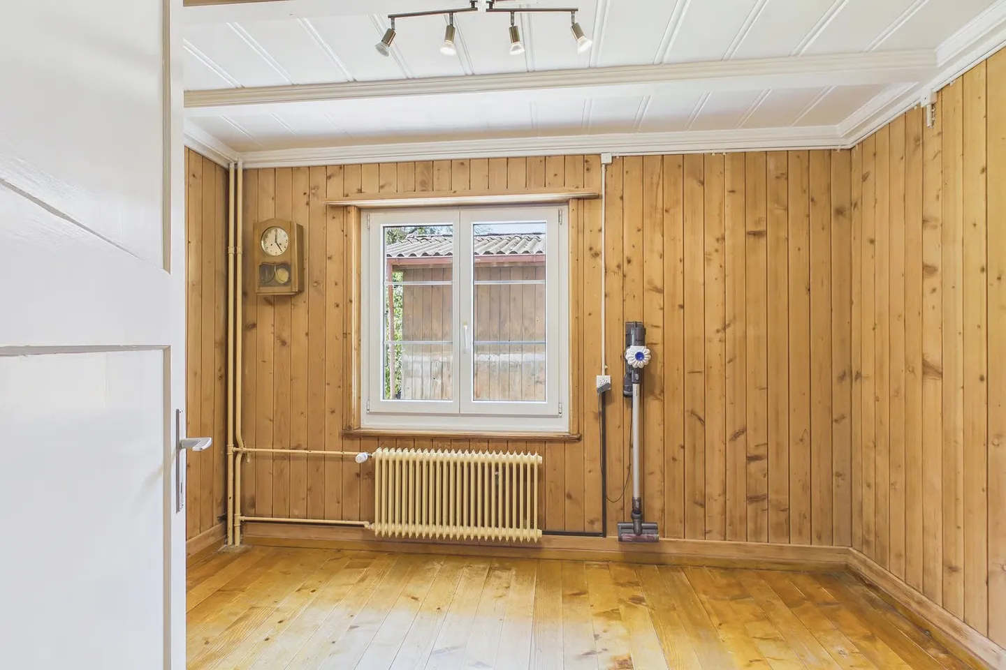 Viel Platz, viel Charme, viel Potenzial – Einfamilienhaus in Gurmels - Photo 11 of 17