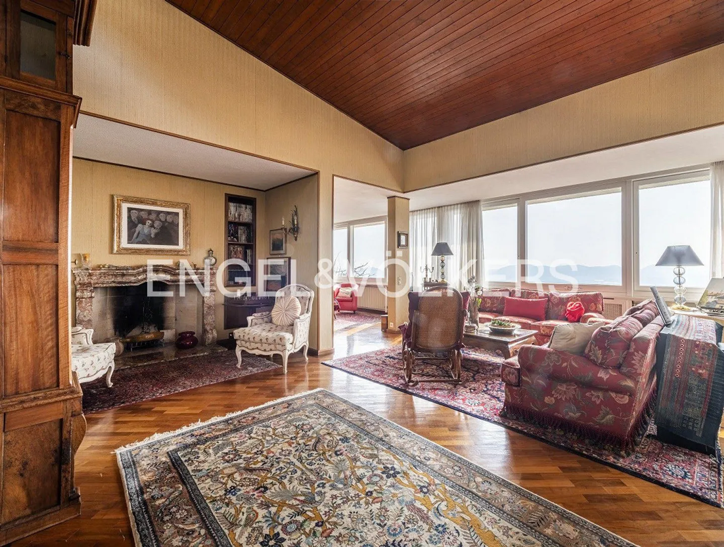 Villa moderna con piscina e appartamento indipendente - Foto 3 di 15