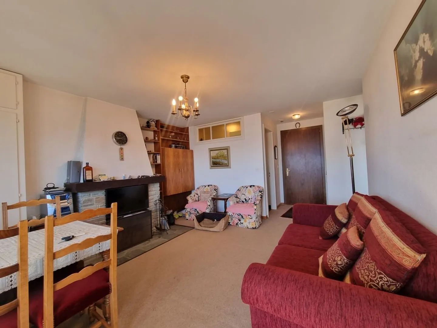 Appartement en SI de 2.5p au centre de Montana à rénover - Photo 5 sur 13