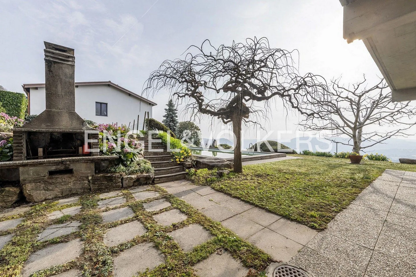 Villa moderna con piscina e appartamento indipendente - Foto 15 di 15
