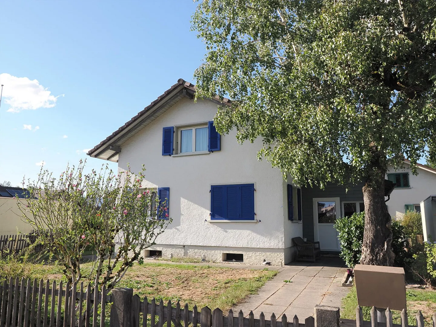 Charmante maison individuelle de 3,5 pièces avec patio à Wynau - Photo 2 sur 8
