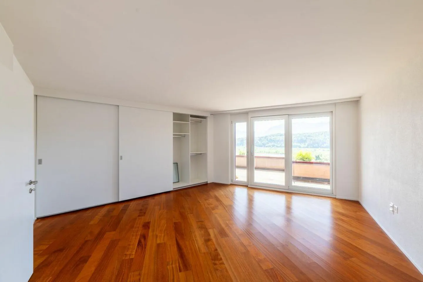 Geräumige Wohnung mit Seeblick - Foto 5 von 6