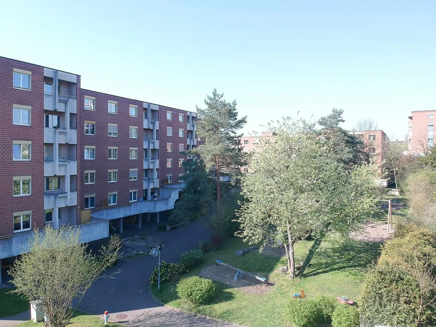 Motorradplatz Münchenstein - Foto 1 von 1