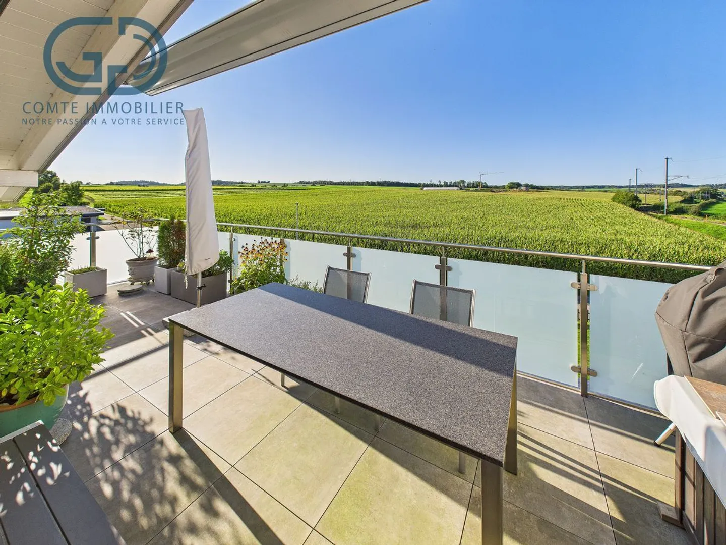 Superbe appartement en attique de 5.5 pièces avec grande terrasse - Photo 1 sur 13