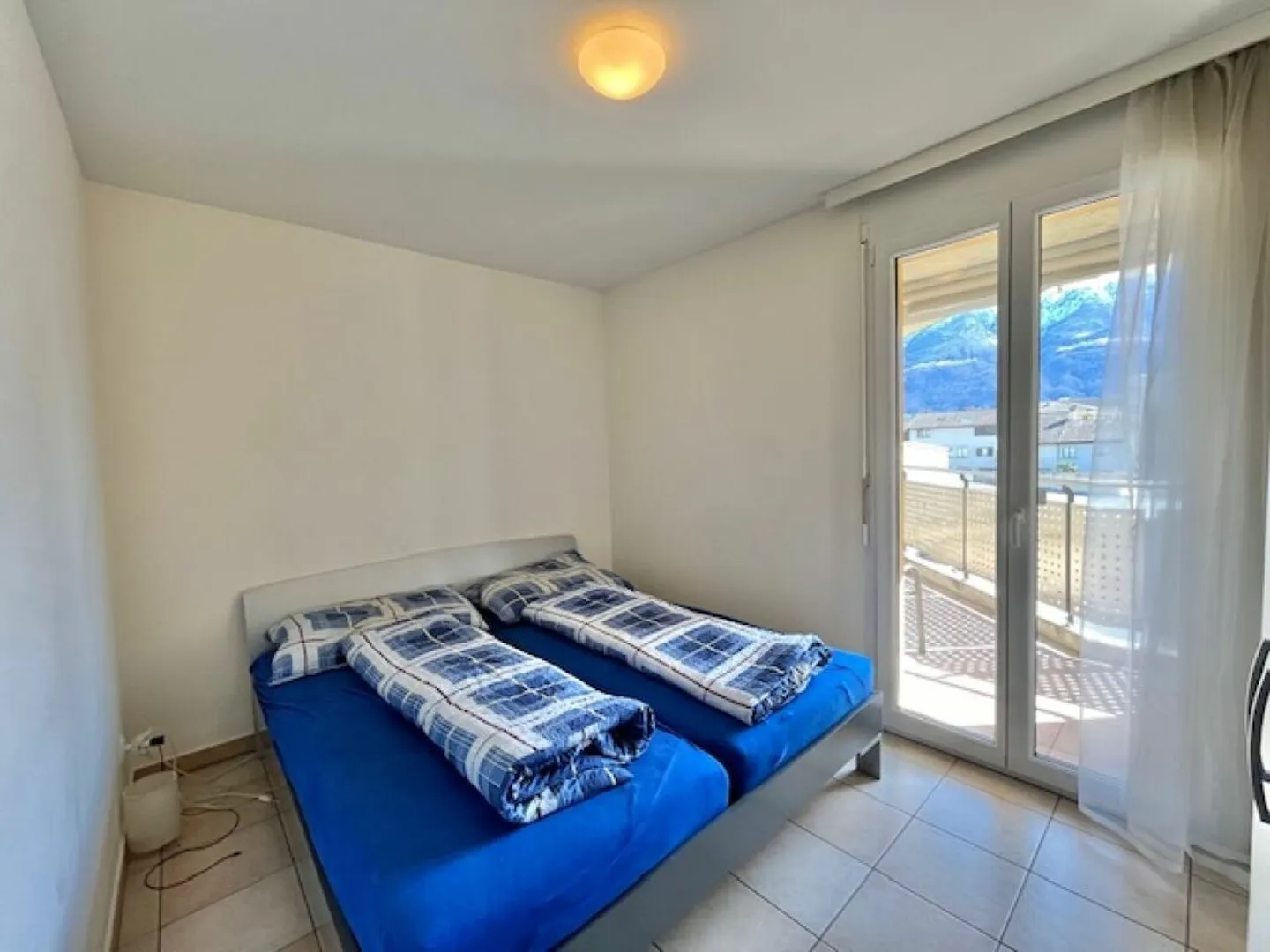 Appartamento in vendita - Foto 7 di 14