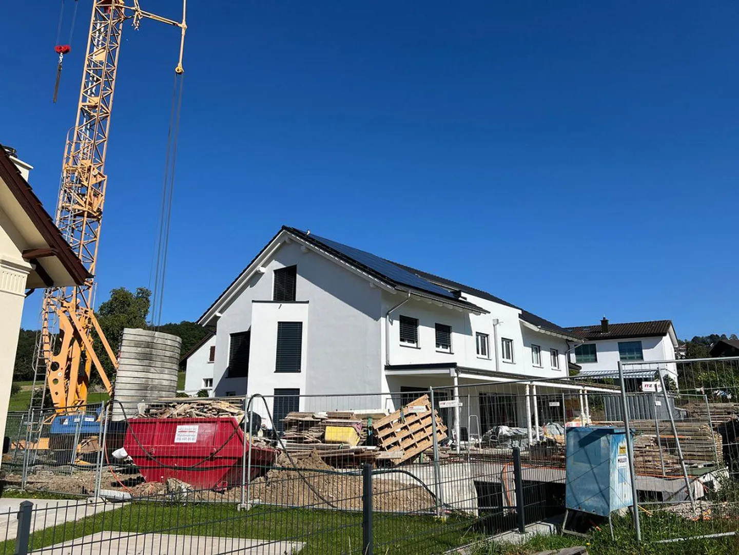 INVESTISSEURS/ARTISANS ATTENTION : CONSTRUCTION EN ÉTAT BRUT DE HAUTE QUALITÉ À FINIR SOI-MÊME ! - Photo 1 sur 6