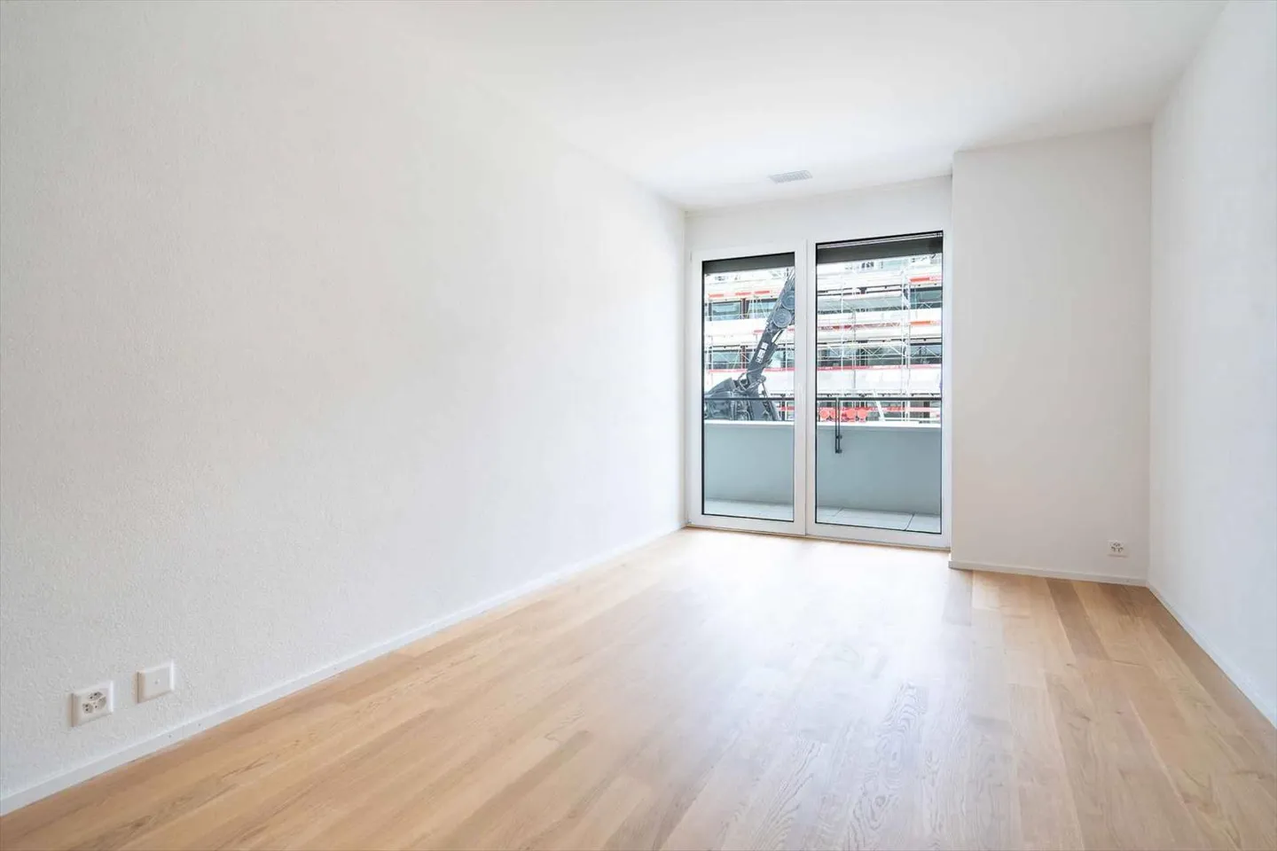 Appartamento con 4,5 stanze e balconi coperti - Foto 5 di 13