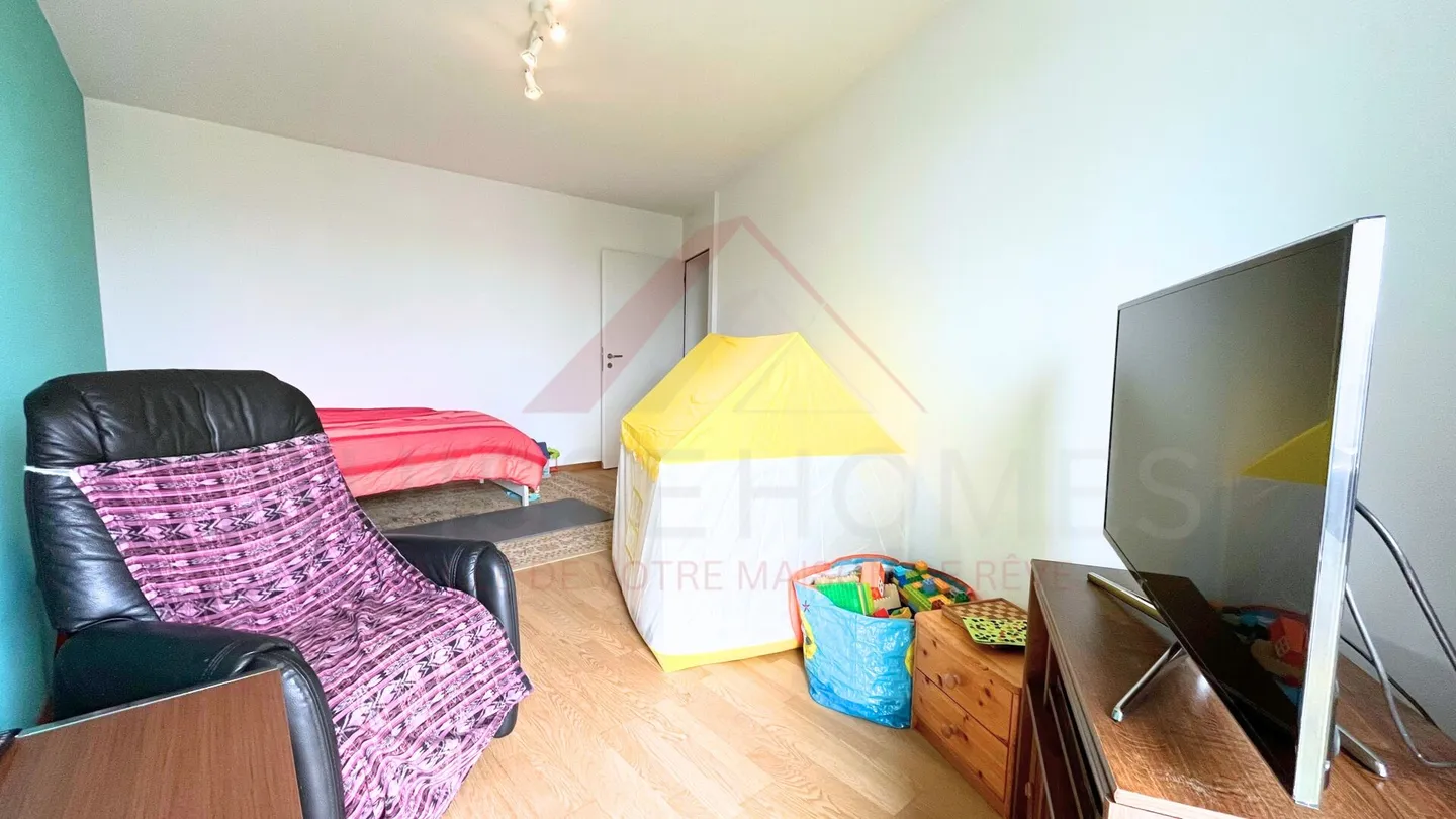 Penthouse d'exception 4,5 pièces avec grande terrasse - Vue dégagée, calme absolu et emplacement idéal - Photo 15 sur 17