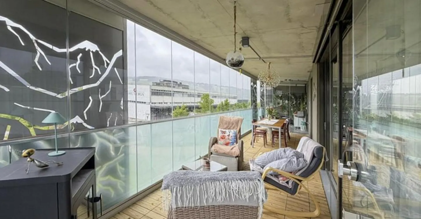 3.5-room apartment with magnificent veranda - Bulle - Photo 9 of 13