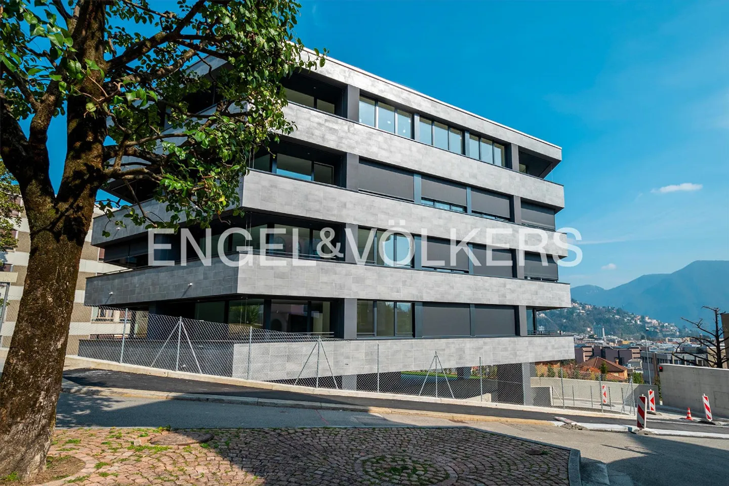 Neue Attique-Wohnungen in Lugano - Foto 10 von 10