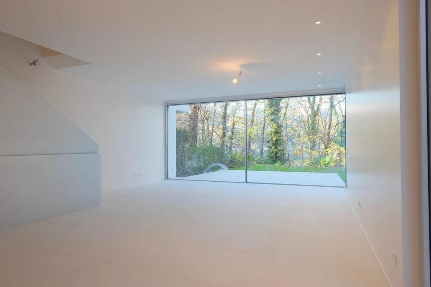 SORENGO · HIGH-QUALITY TRIPLEX WITH GARDEN · EMBEDDED IN NATURE - Photo 5 of 13