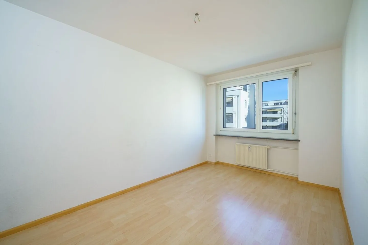 Bright 3-room apartment with balcony in Pratteln - Photo 6 of 9