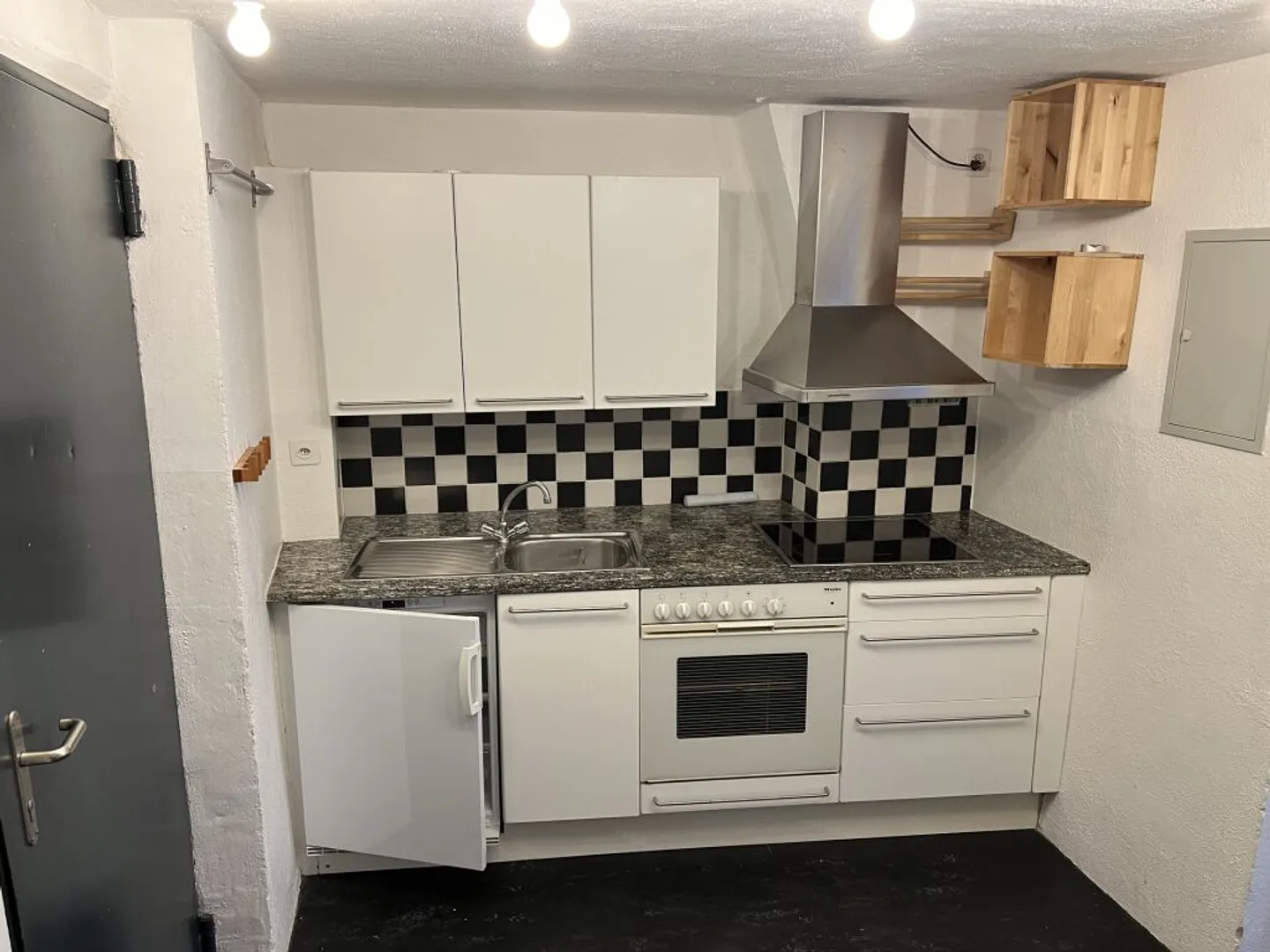 Charmante appartement 3 pièces au cœur de Solothurn - Photo 3 sur 12