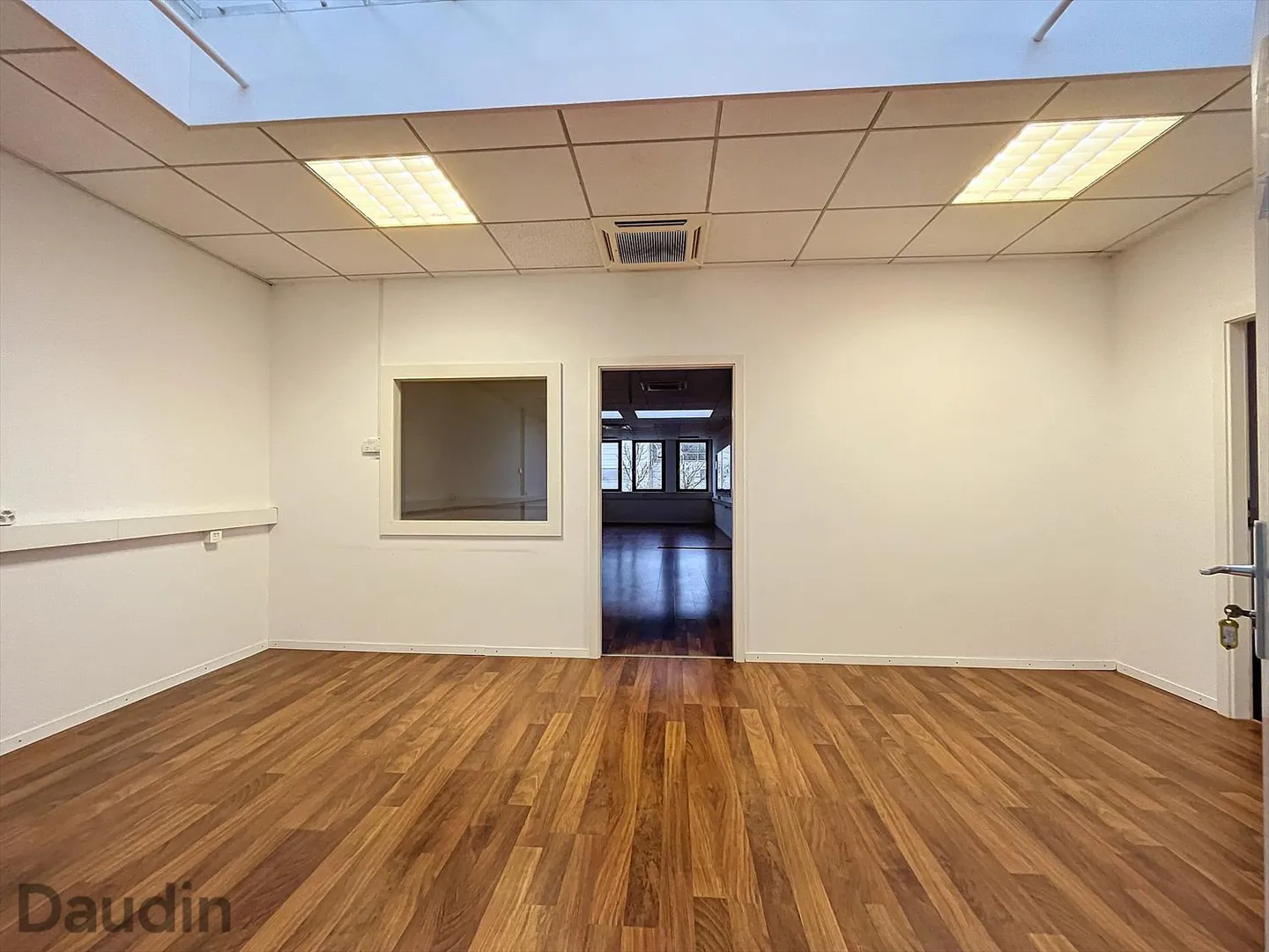 Ufficio di circa 97m2 a Meyrin - Foto 3 di 5