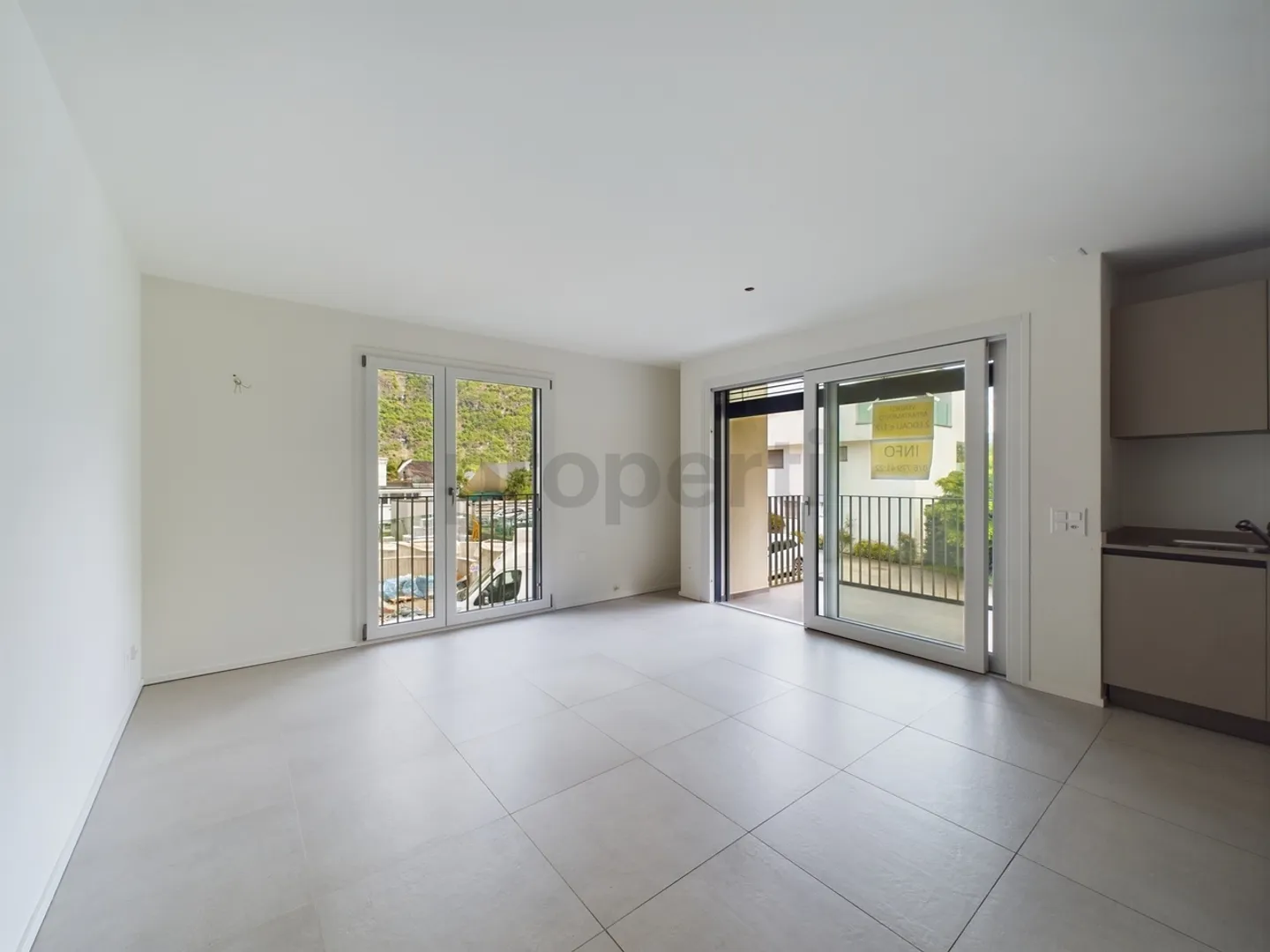 Appartement lumineux de 2,5 pièces à Iragna - Appartement lumineux de 2,5 pièces à Iragna - Photo 4 sur 9