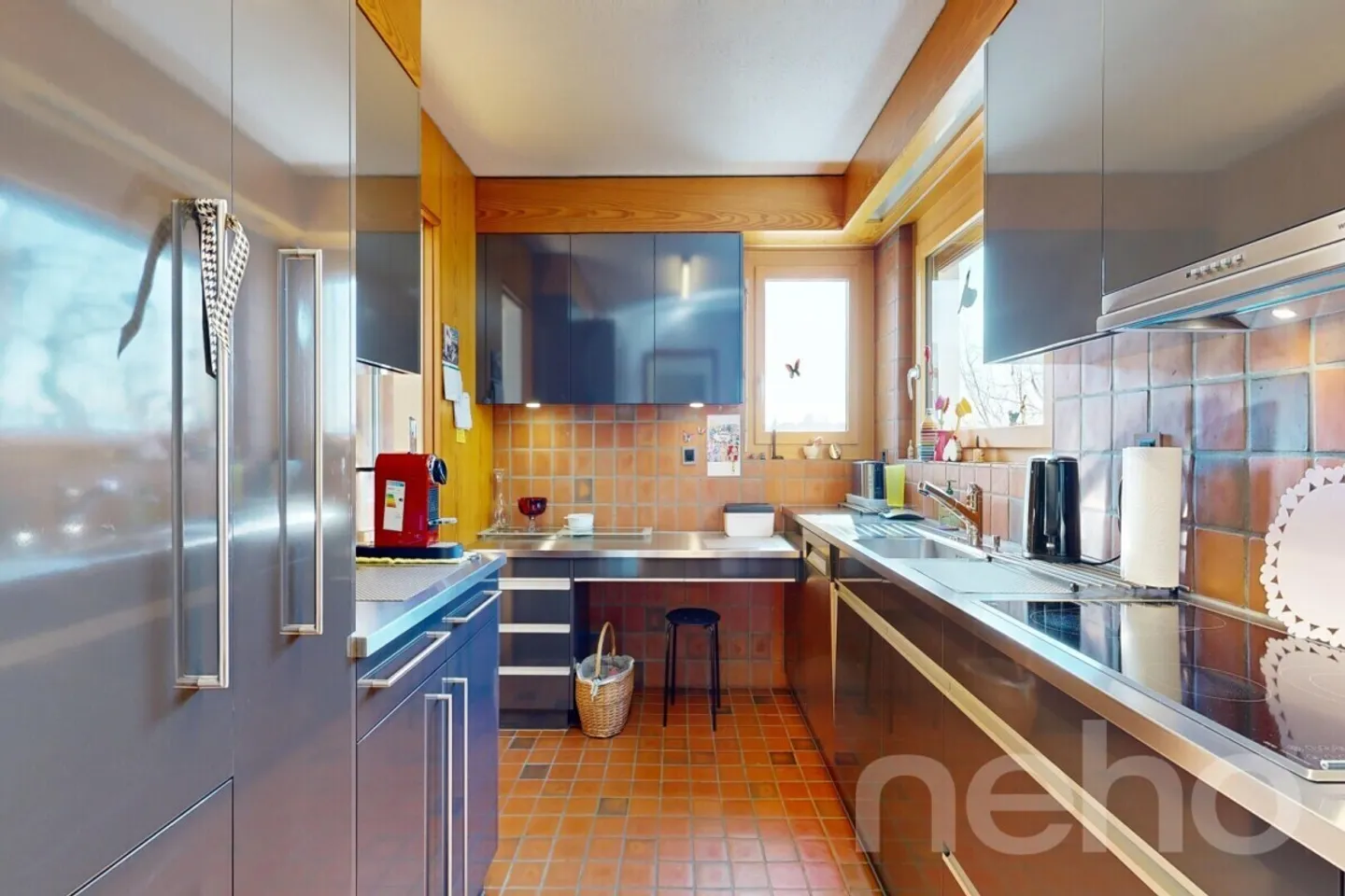 Affascinante casa unifamiliare di 6 stanze con piscina, sauna e vista panoramica - Foto 5 di 12