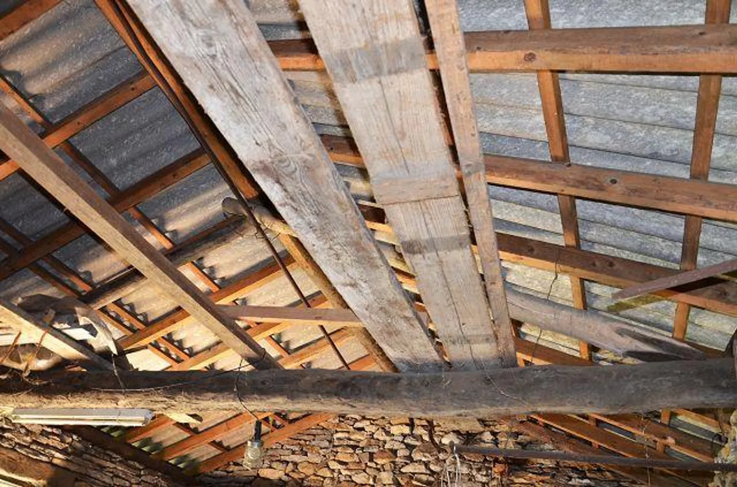 Charming Rustic Property with Vineyard - Photo 7 of 34