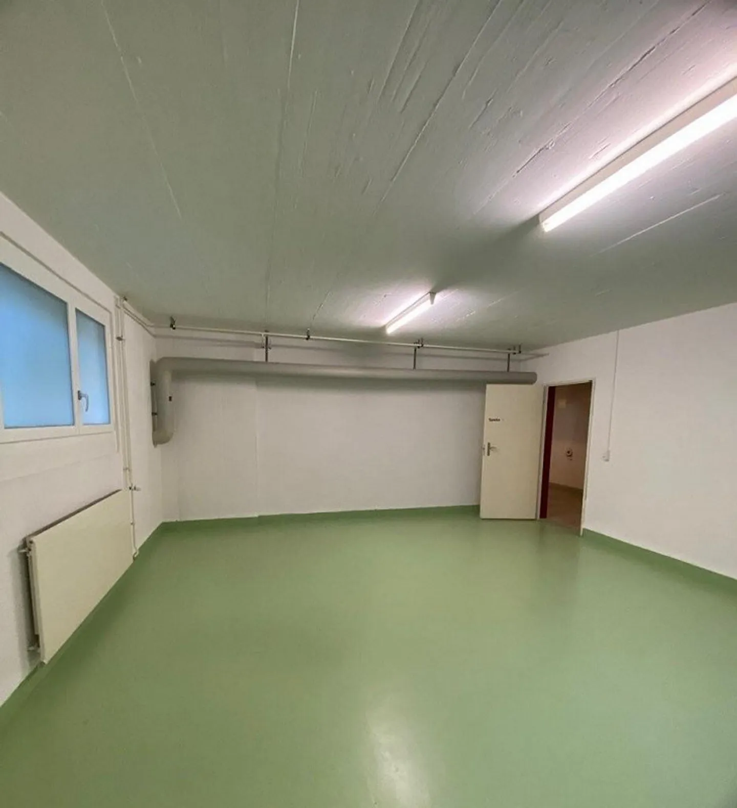 Bastelraum in grüner Lage - Foto 2 von 6