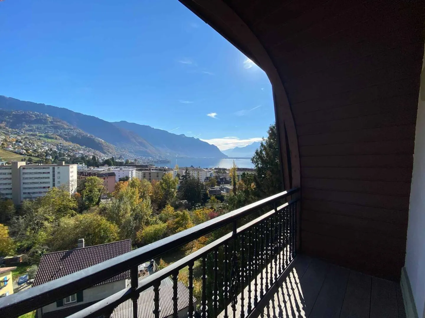 Duplex with beautiful lake view - Chailly 1 - Photo 2 of 9