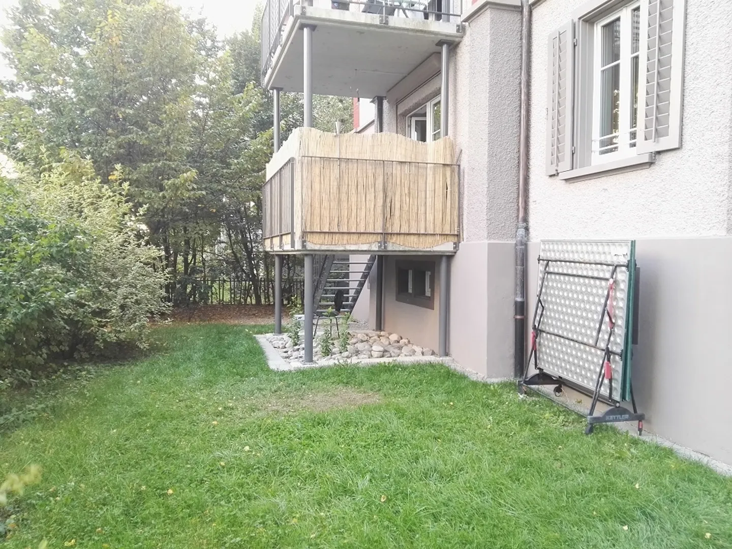 appartamento moderno ampliato e luminoso con grande balcone e giardino - Foto 7 di 7
