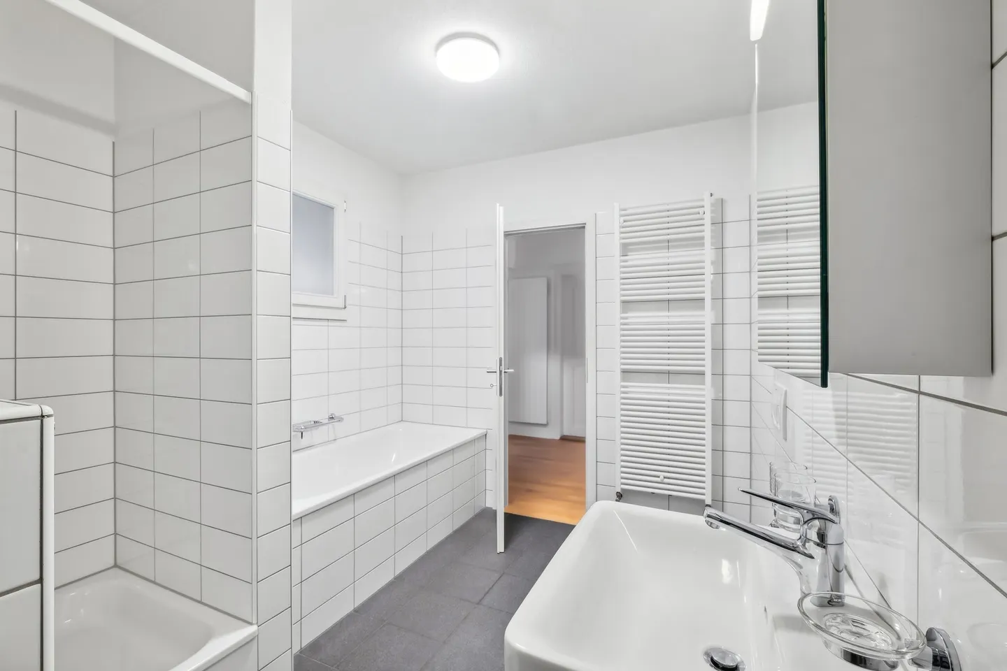 Appartement ancien chic au centre - Photo 6 sur 9