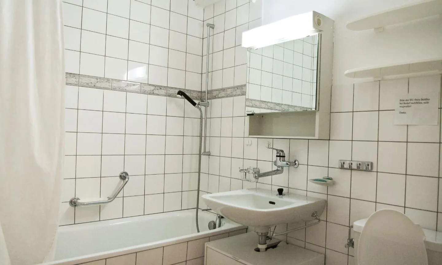 2.5 Room Furnished Apartment - Photo 5 of 5