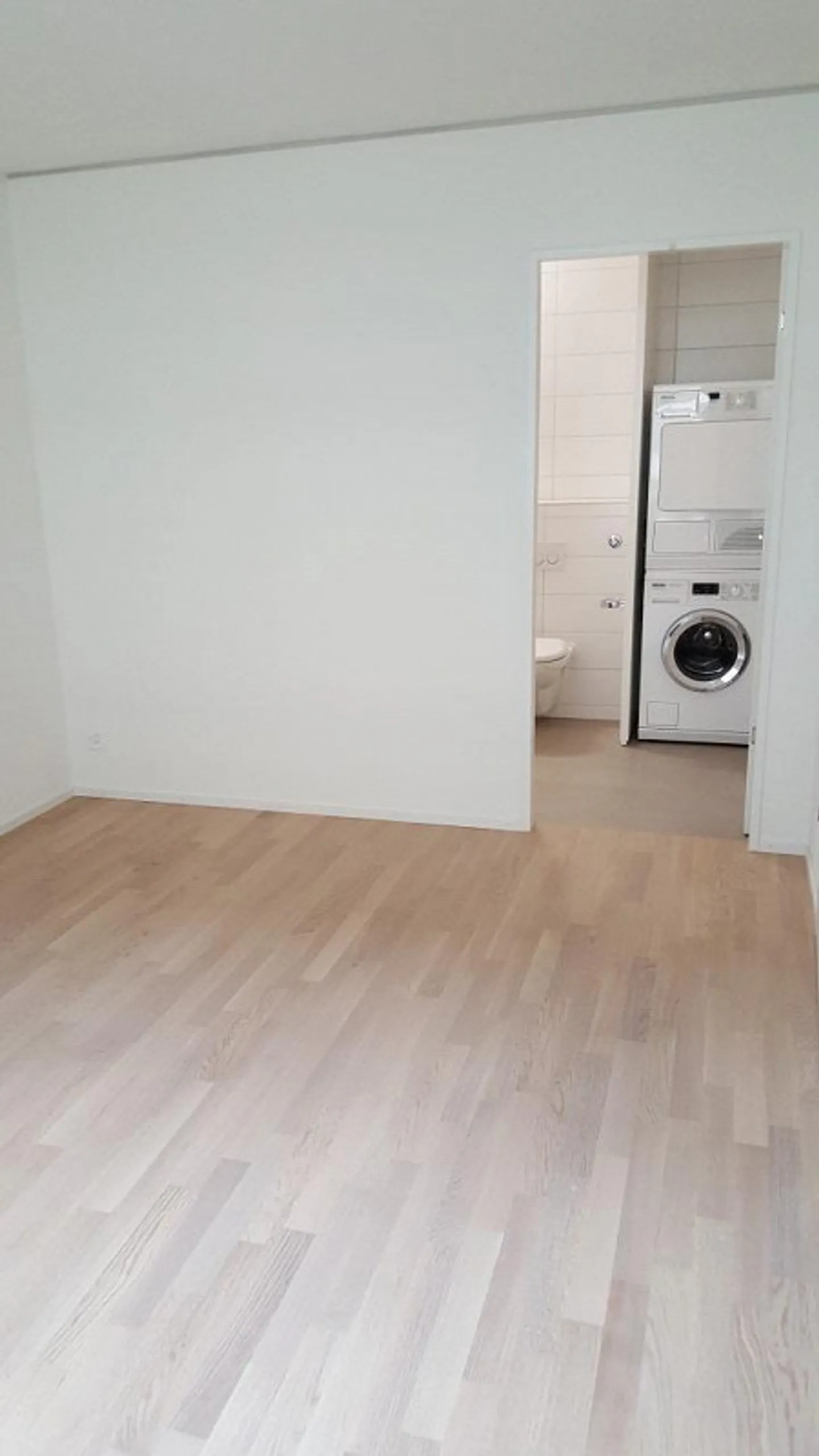 Recherche d'un nouveau locataire pour un appartement moderne de 3,5 pièces - Photo 6 sur 7