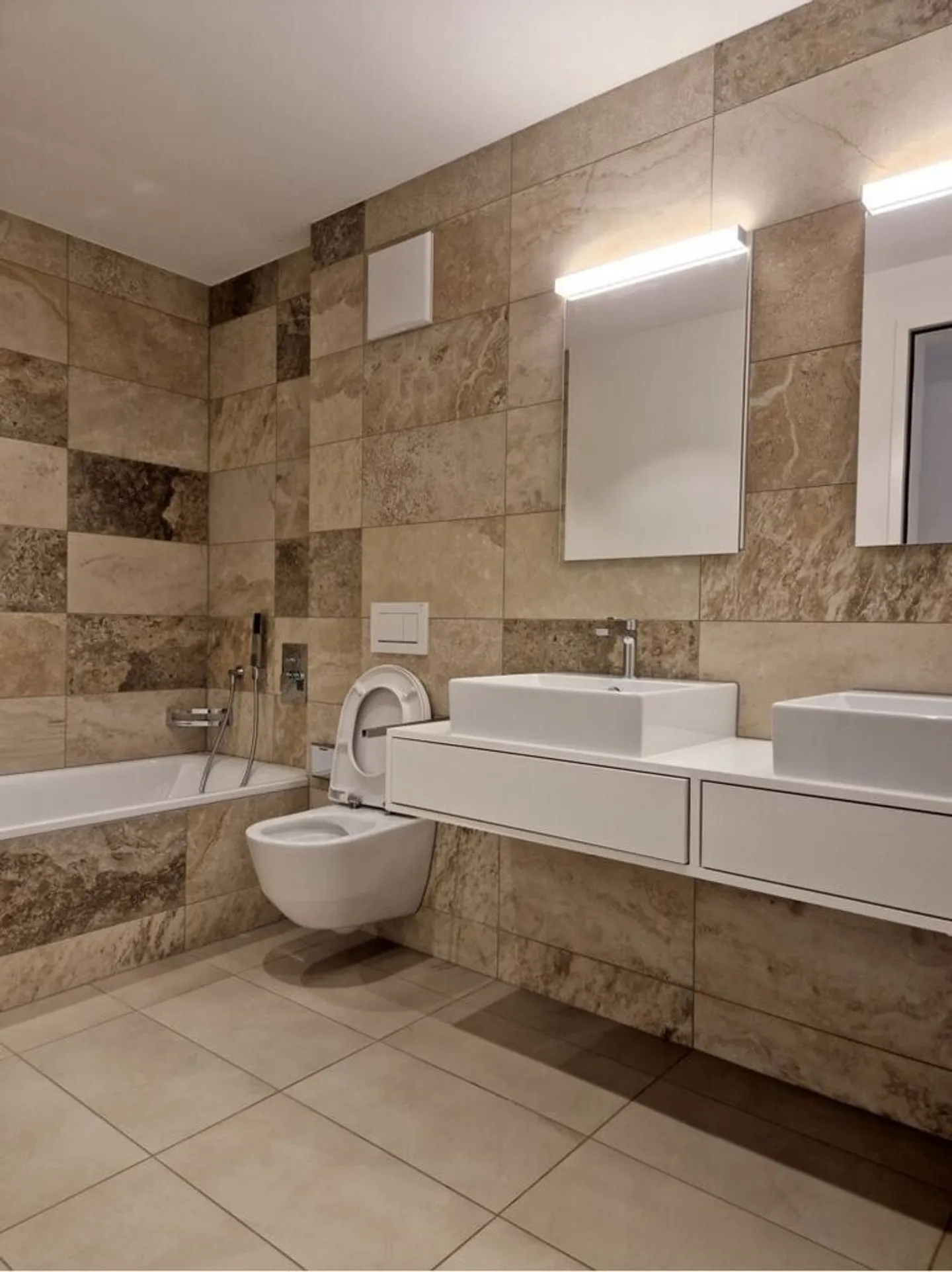 Moderne Wohnung in Igis - Foto 10 von 11