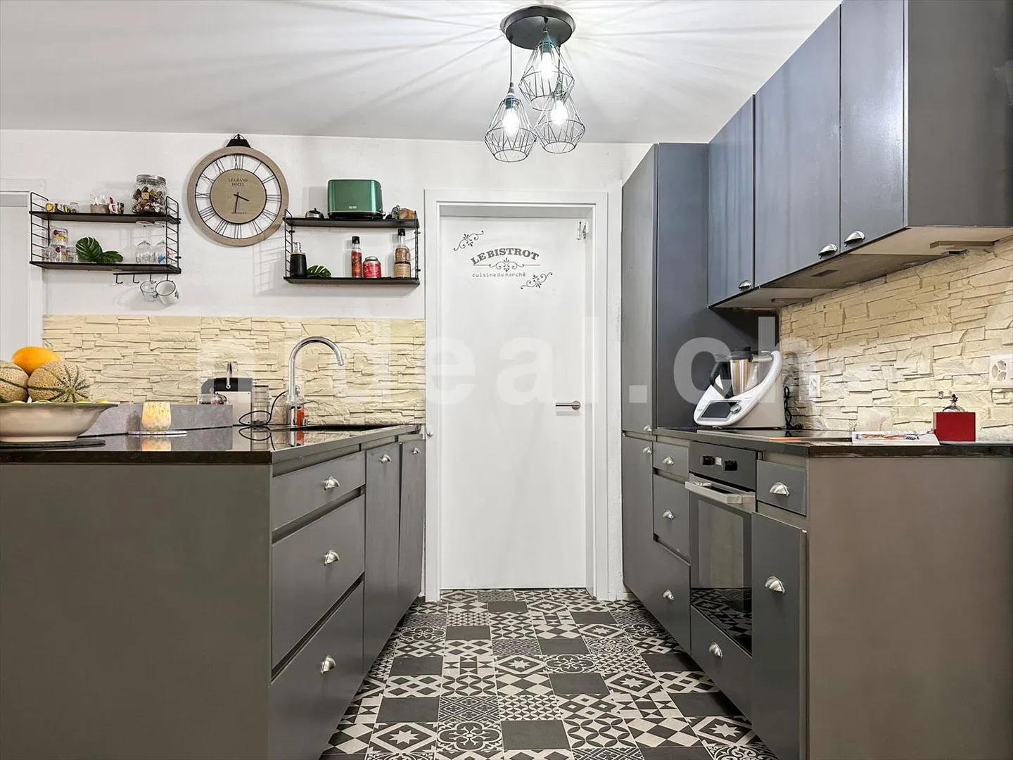 Appartamento 4.5 stanze con loggia, vicino a tutti i servizi nel centro di Blonay - Foto 13 di 13