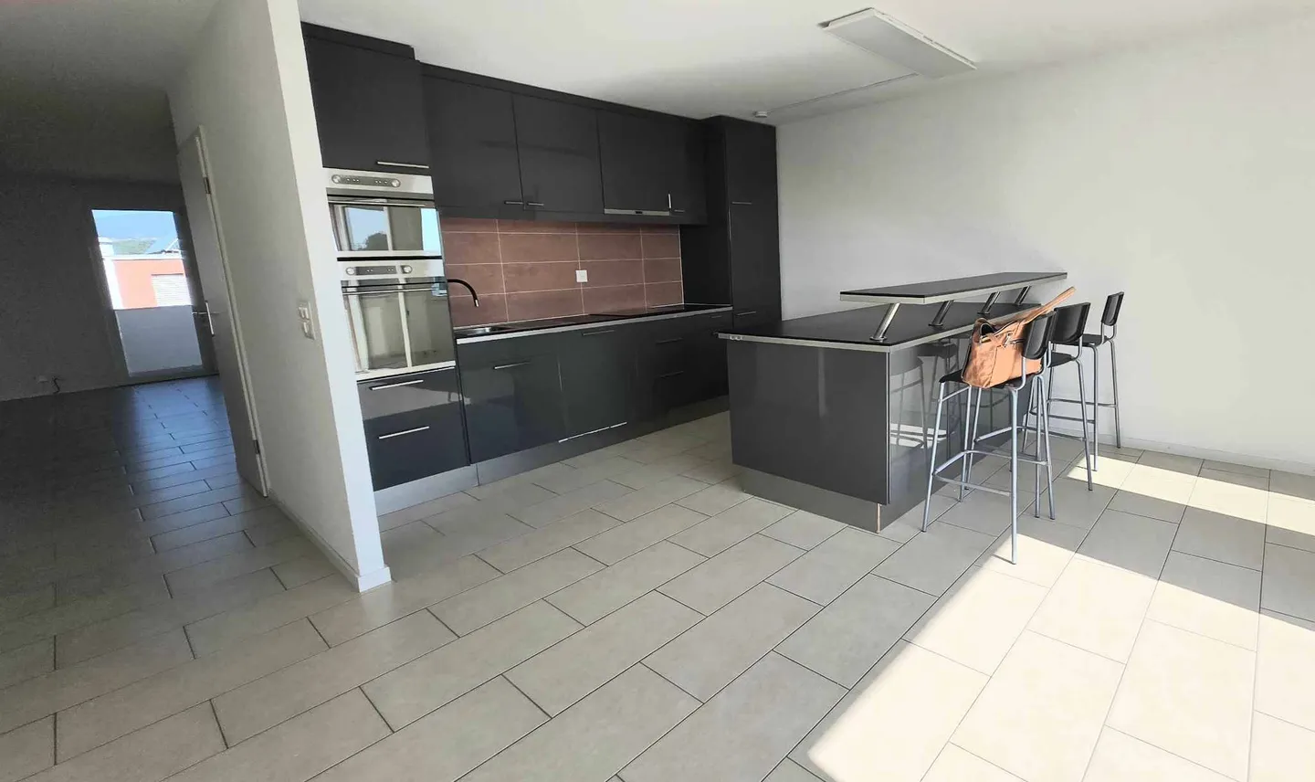 Appartement à louer - Photo 2 sur 5