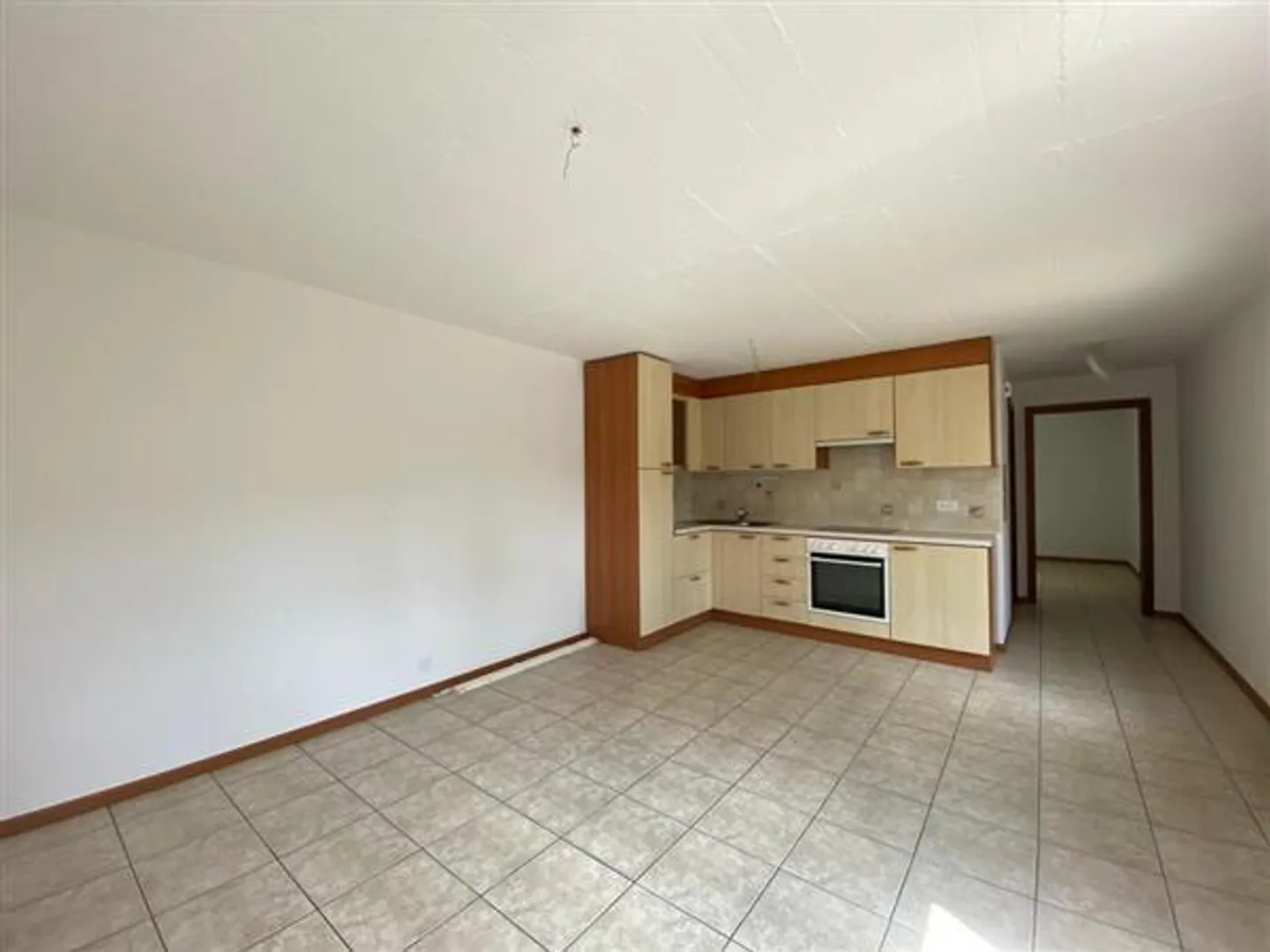 Sessa: Appartamento 2.5 stanze - Foto 2 di 3