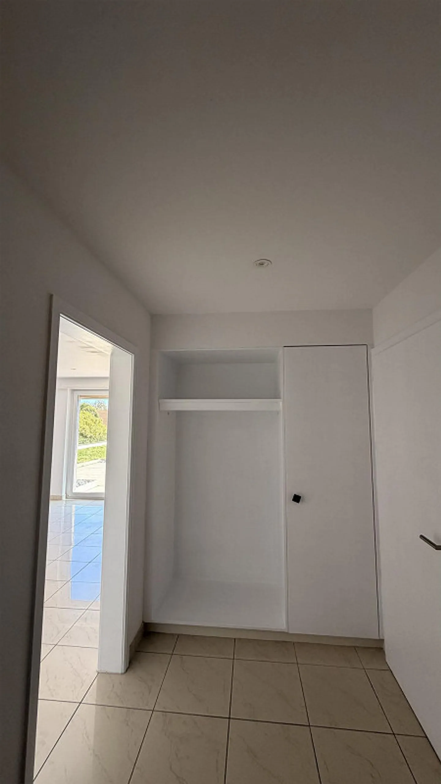 2.5 Room Apartment - Photo 5 of 11