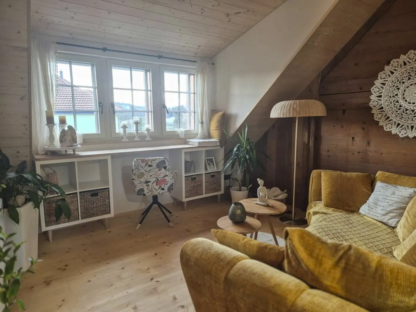 Einziehen und wohlfühlen: Charmanter 3.5-Zimmer-Hausteil, kernsaniert und bezugsbereit in Bazenheid - Foto 28 von 36