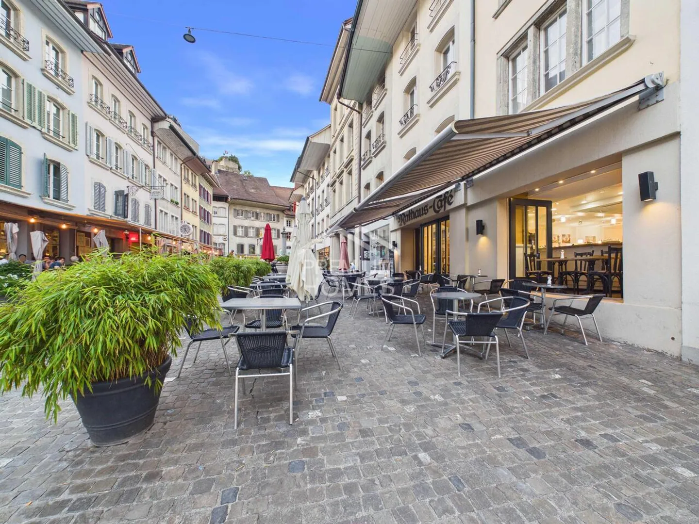 Hôtel à vendre - Photo 2 sur 13