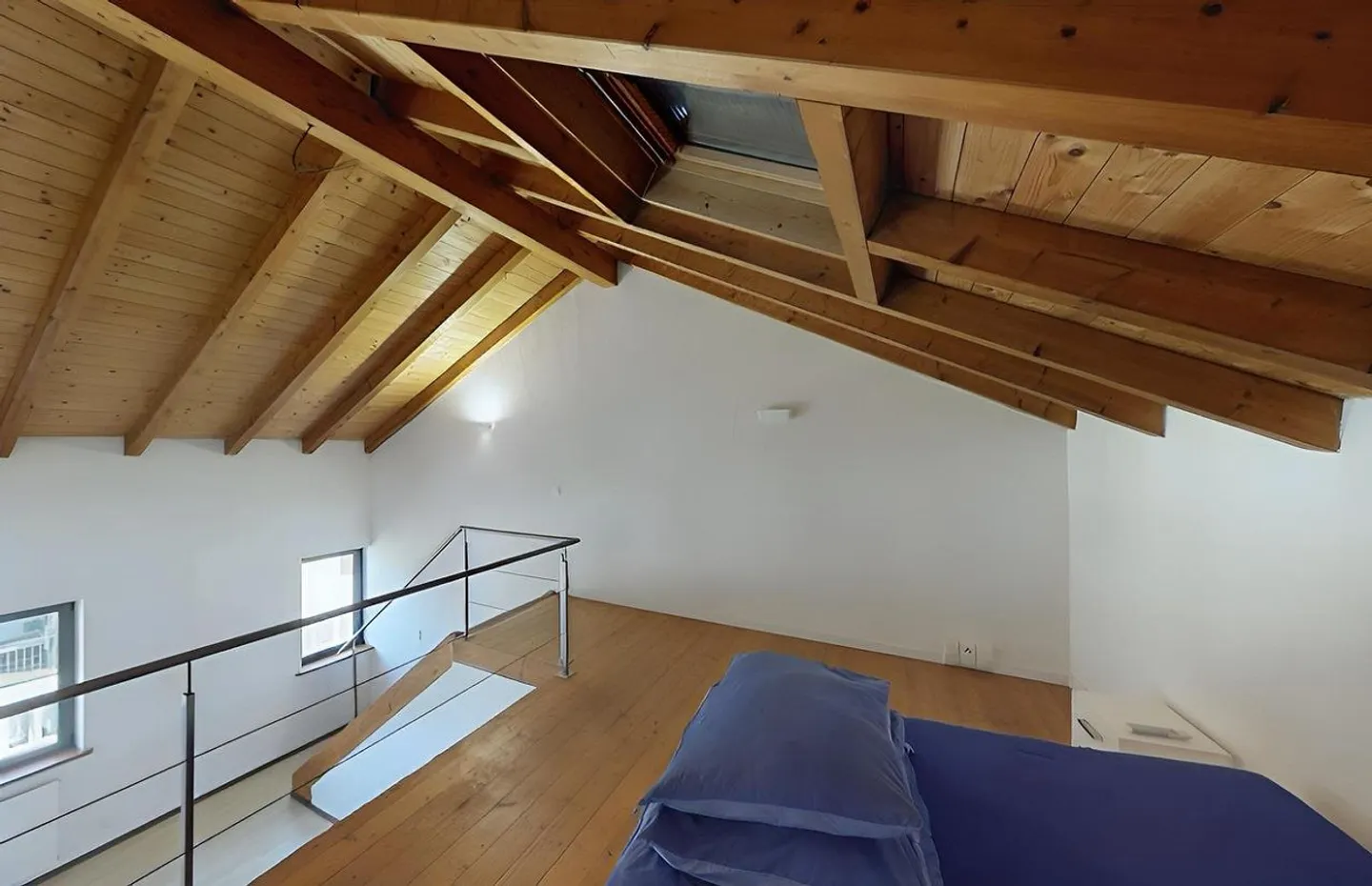 Propriété de rendement ! Immeuble multifamilial avec résidences principales et secondaires pour ... - Photo 12 sur 13