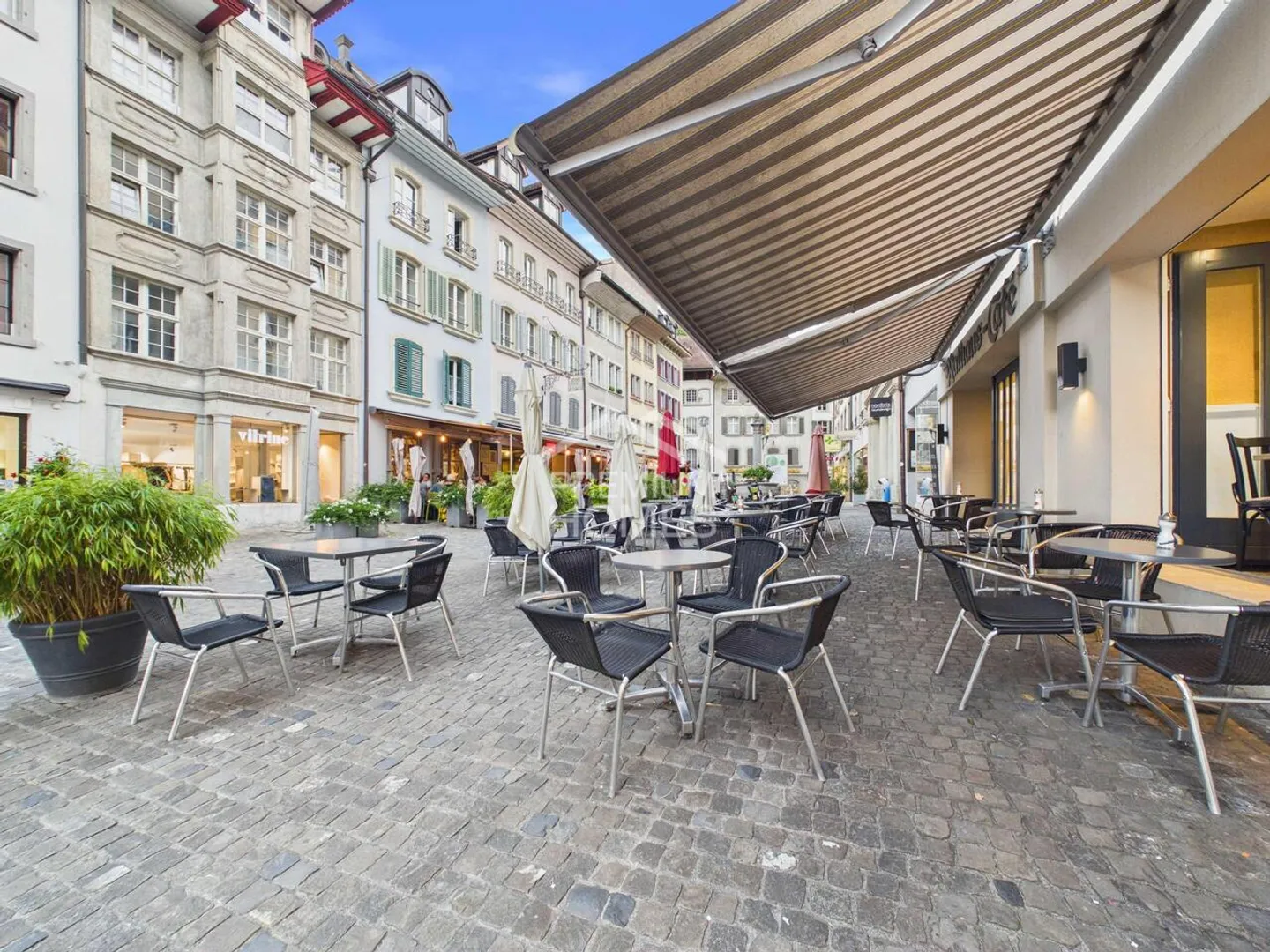 Hôtel à vendre - Photo 3 sur 13