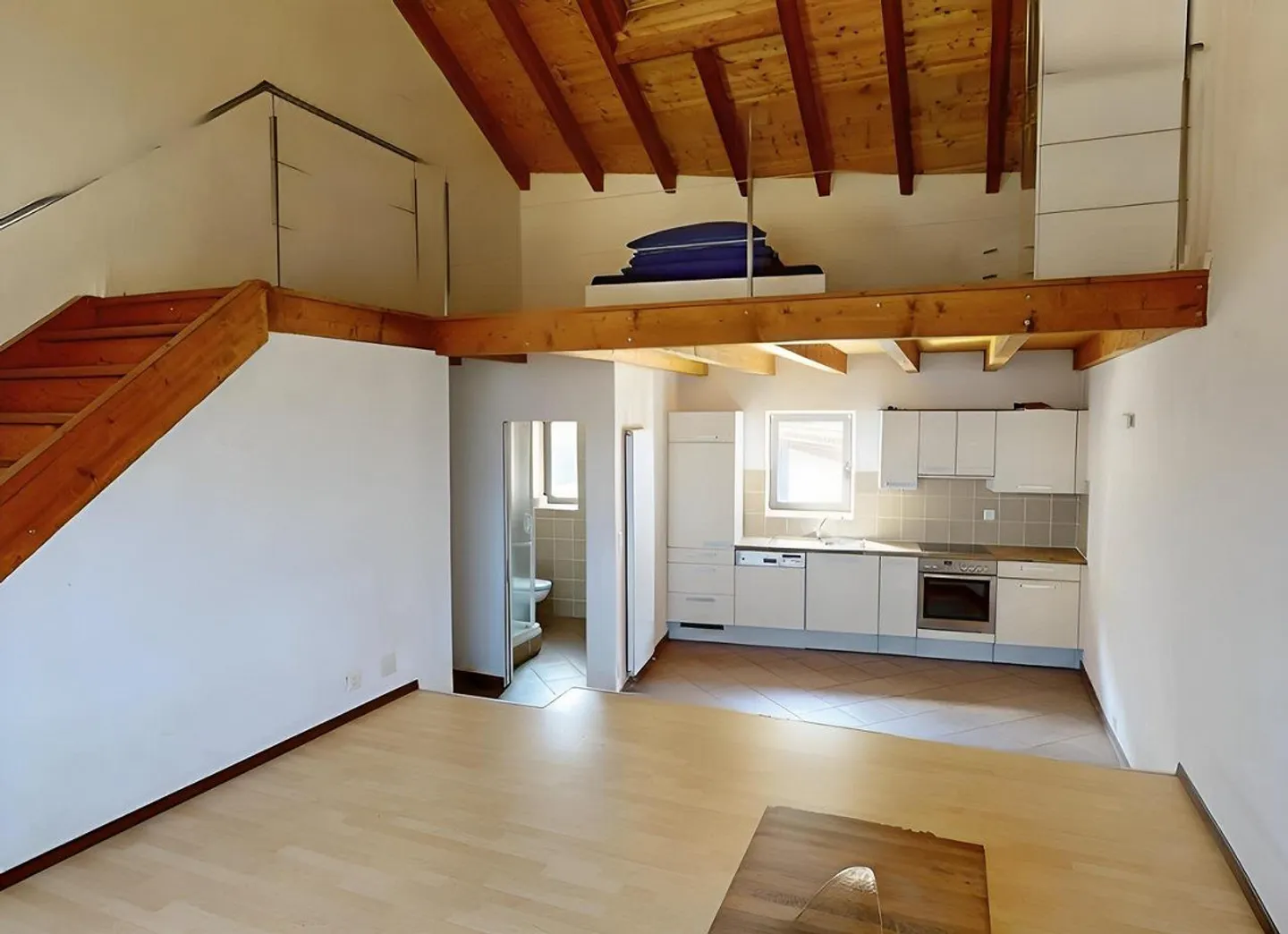 Propriété de rendement ! Immeuble multifamilial avec résidences principales et secondaires pour ... - Photo 10 sur 13