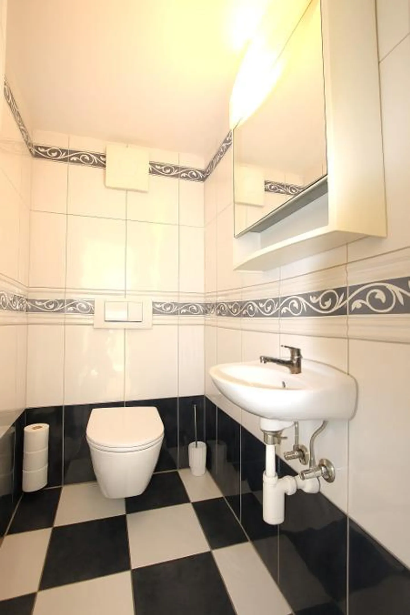 Cinq chambres, grande terrasse et vue de rêve ! - Photo 5 sur 15