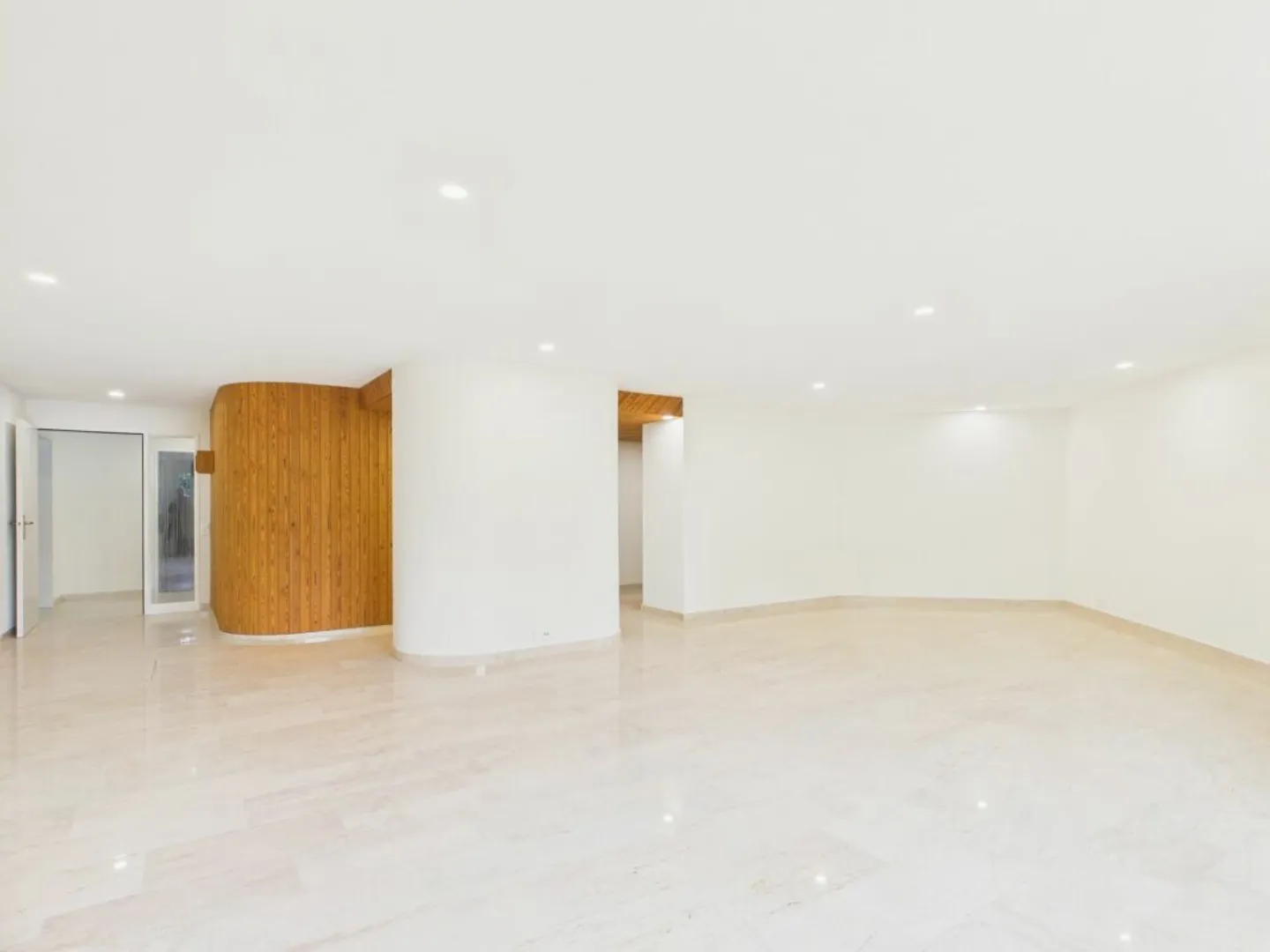 Luxury Villa with Unobstructed Views - Photo 25 of 30