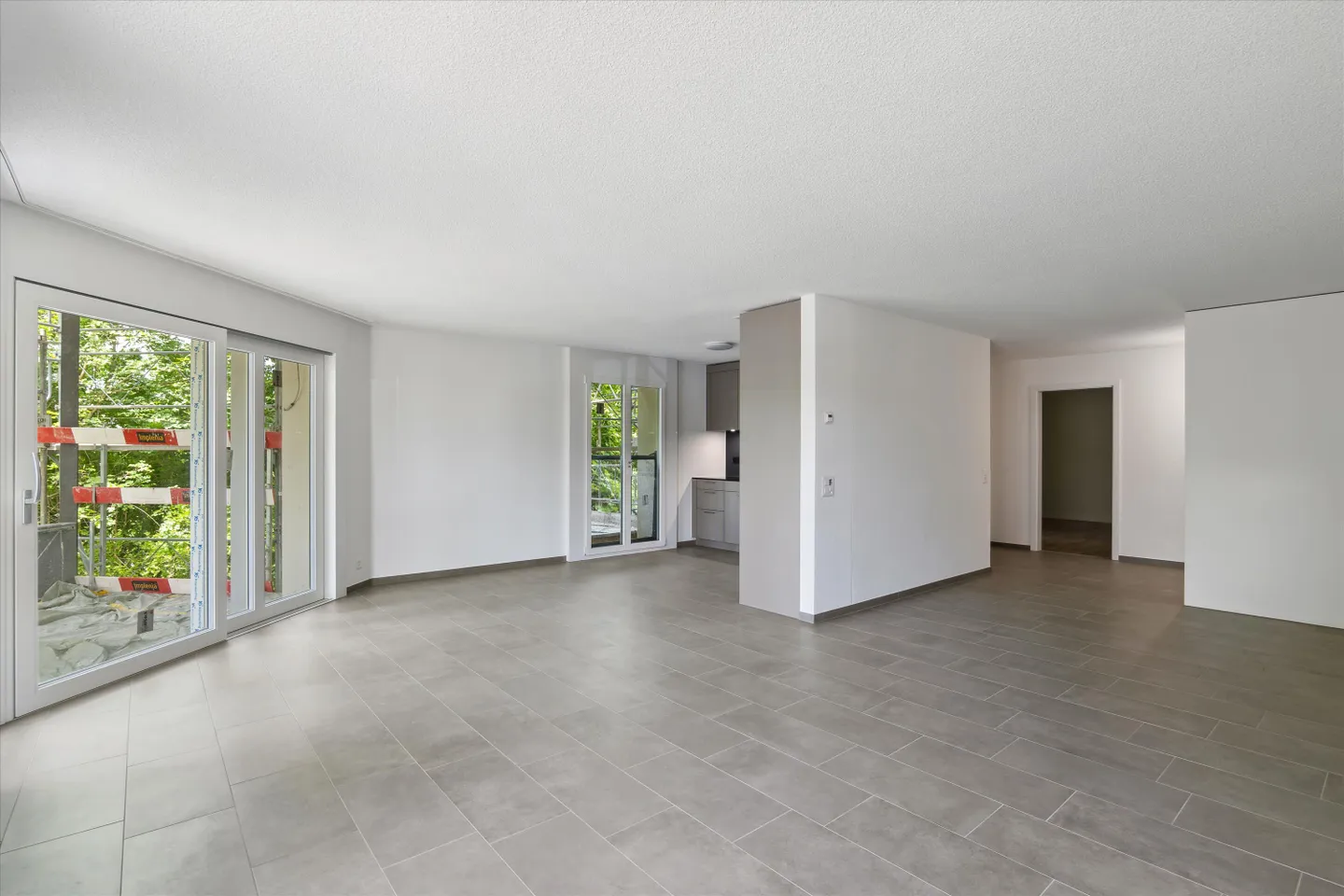 Ampio appartamento 4.5 locali - Foto 4 di 9