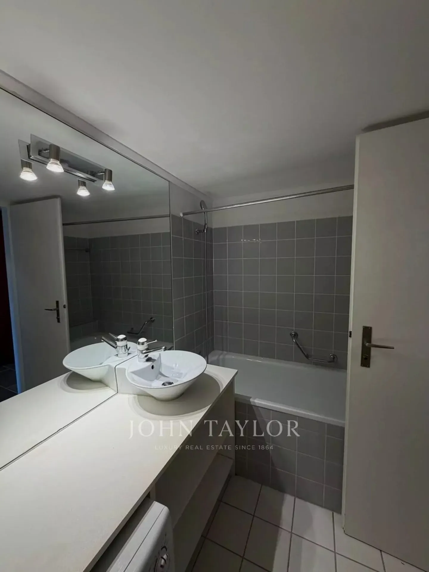 Studio à louer à Crans-Montana - Photo 3 sur 4
