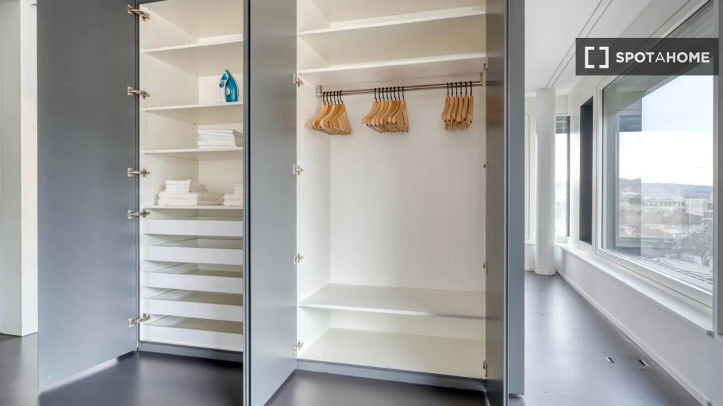 Apartment for rent - Photo 10 of 14