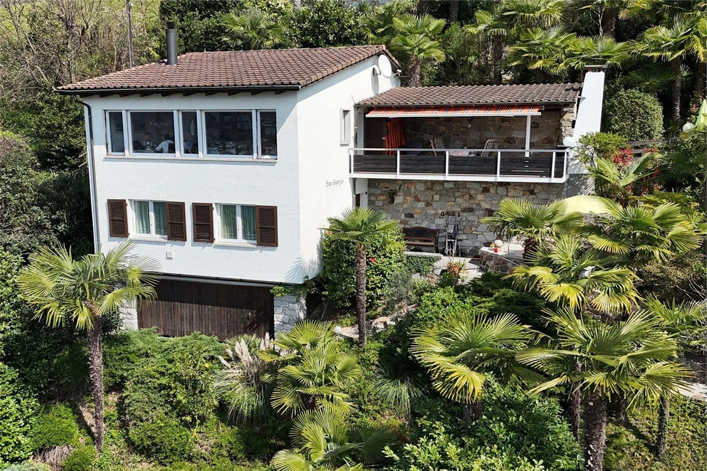 Bissone - A true gem with a 180° panoramic view - Photo 8 of 30