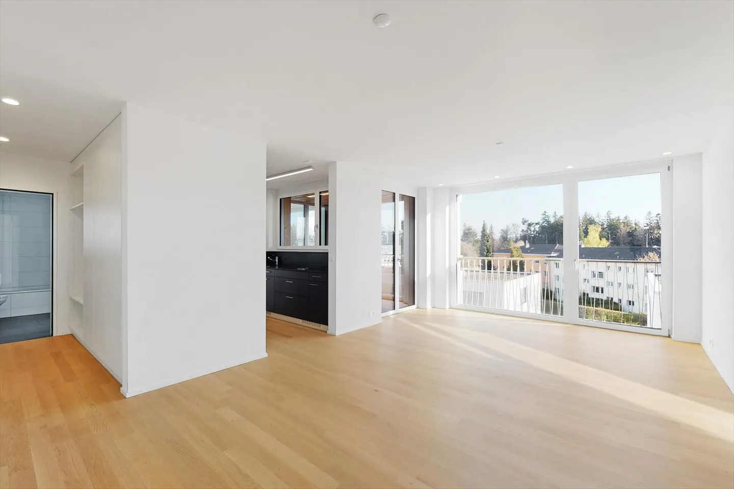 Modern and Nature-Friendly Living - Photo 2 of 10