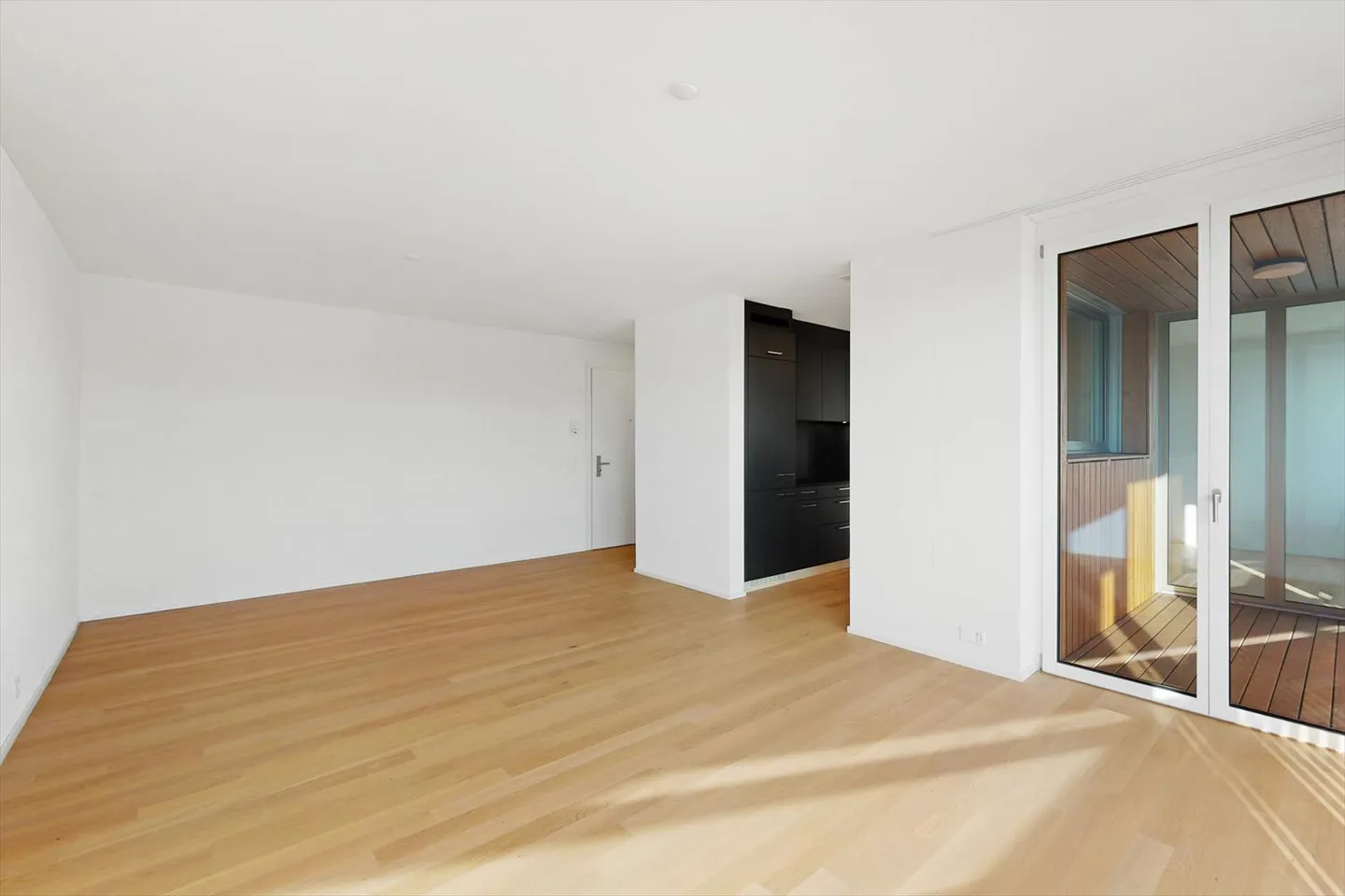 Modern and Nature-Friendly Living - Photo 3 of 10