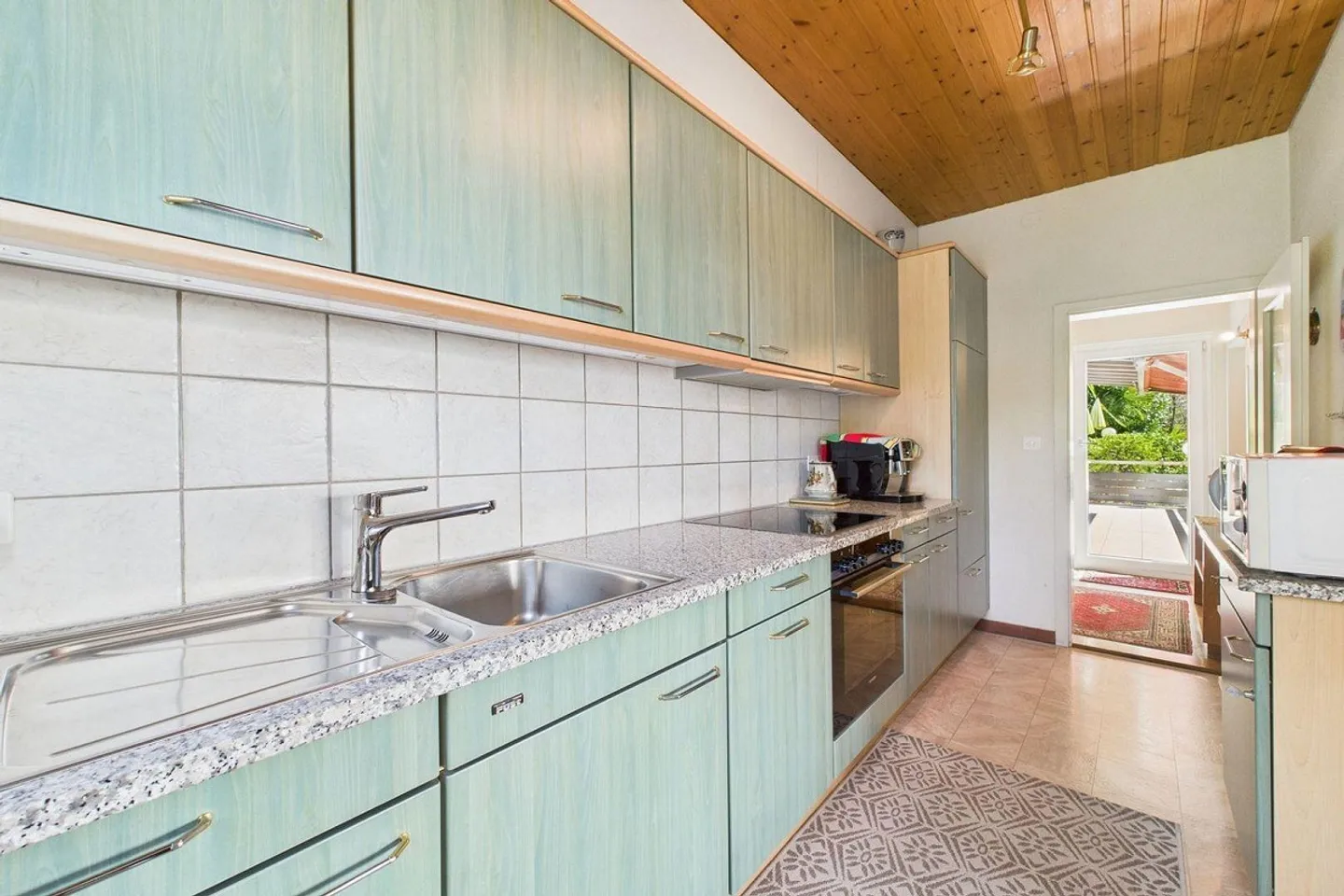 Bissone - A true gem with a 180° panoramic view - Photo 15 of 30