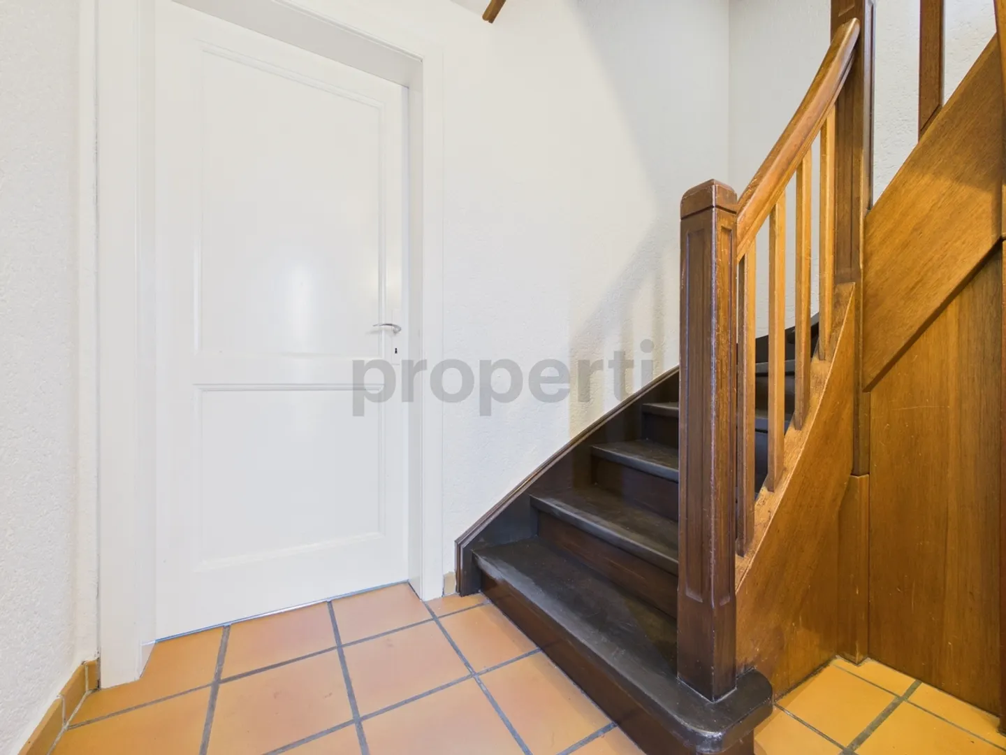 Renovierte 3,5-Zimmer-Wohnung mit Balkon und inkludierter Mietrendite - Foto 10 von 13