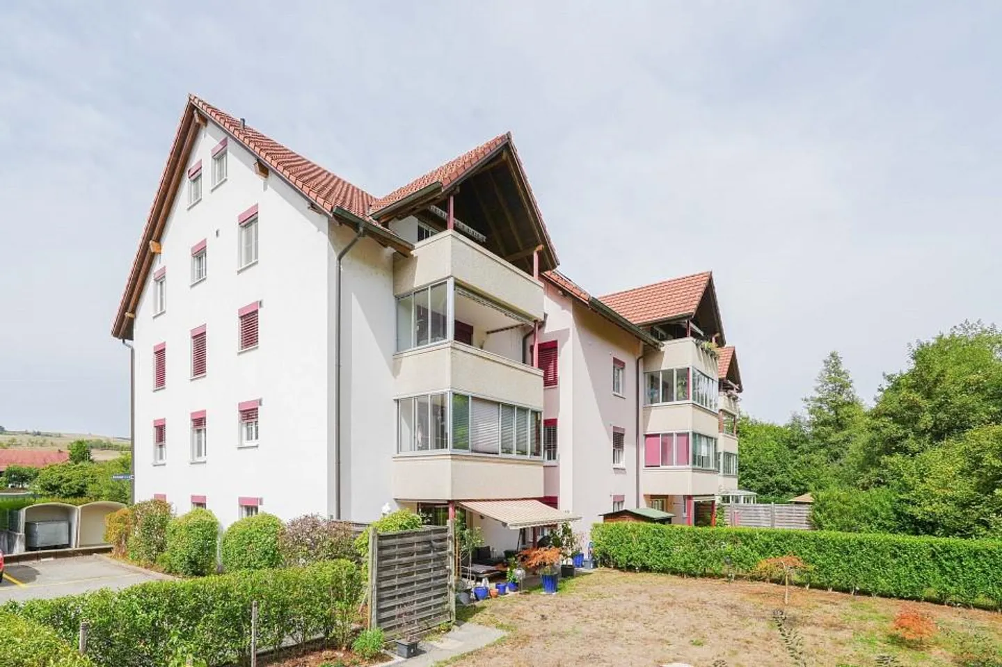 Well-maintained 4.5 room apartment in the village - Photo 1 of 13