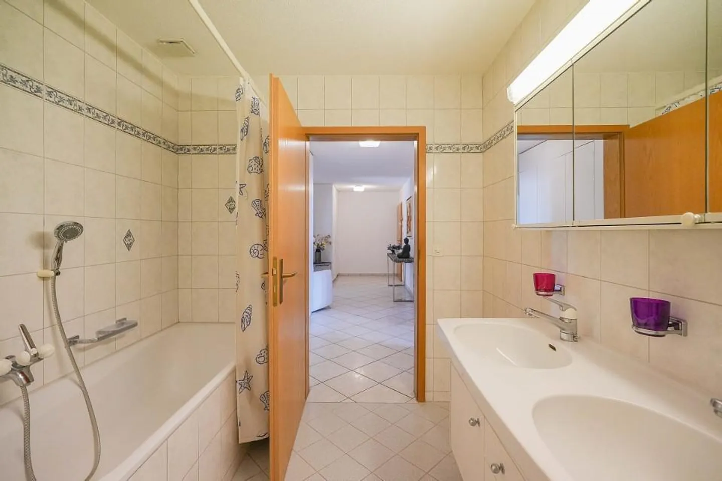 Well-maintained 4.5 room apartment in the village - Photo 6 of 13